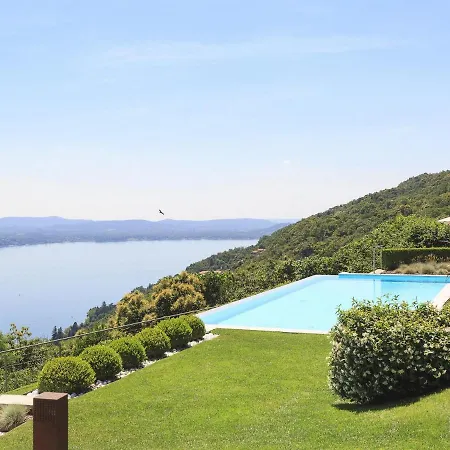 Falcone 5 Bedrooms 10 Pax Villa