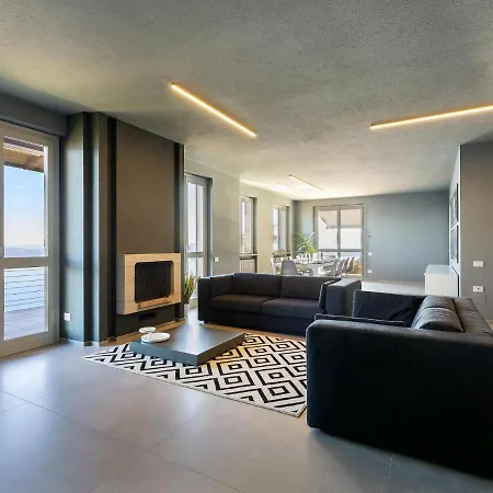 Falcone 5 Bedrooms 10 Pax Villa