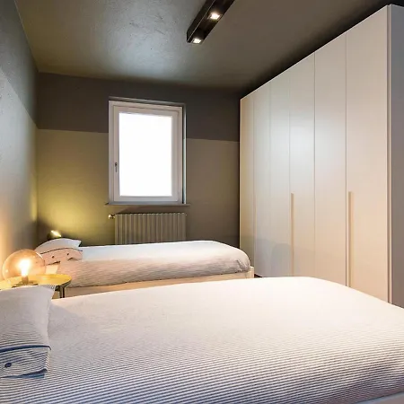 Falcone 5 Bedrooms 10 Pax Villa *