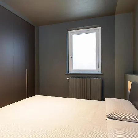 Villa Falcone 5 Bedrooms 10 Pax