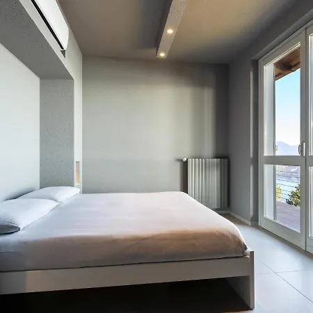 Villa Falcone 5 Bedrooms 10 Pax